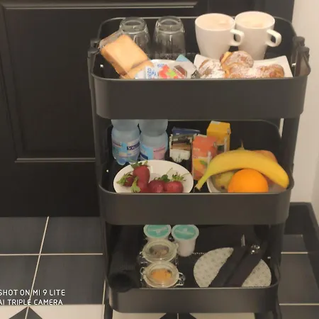 Nerobianco 住宿加早餐酒店 4*